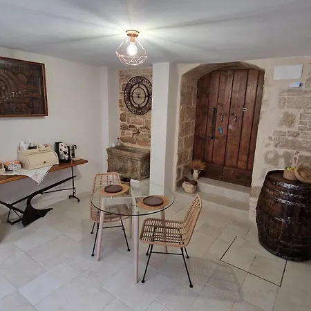 Bed & Breakfast Epoca *